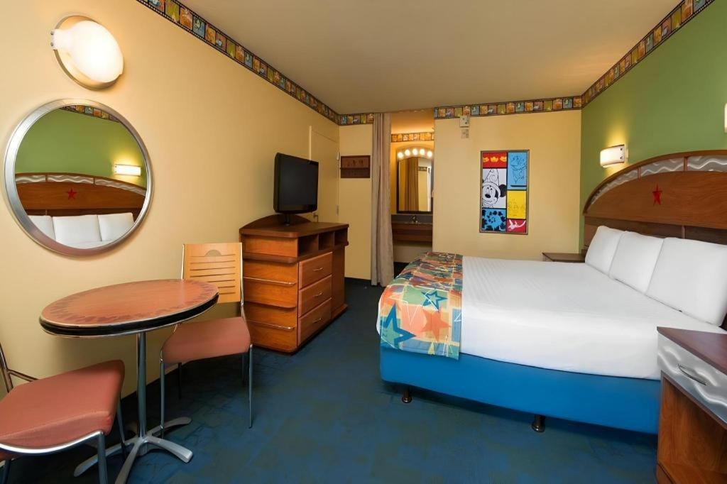 Disney'S All-Star Movies Resort Celebration Exterior photo